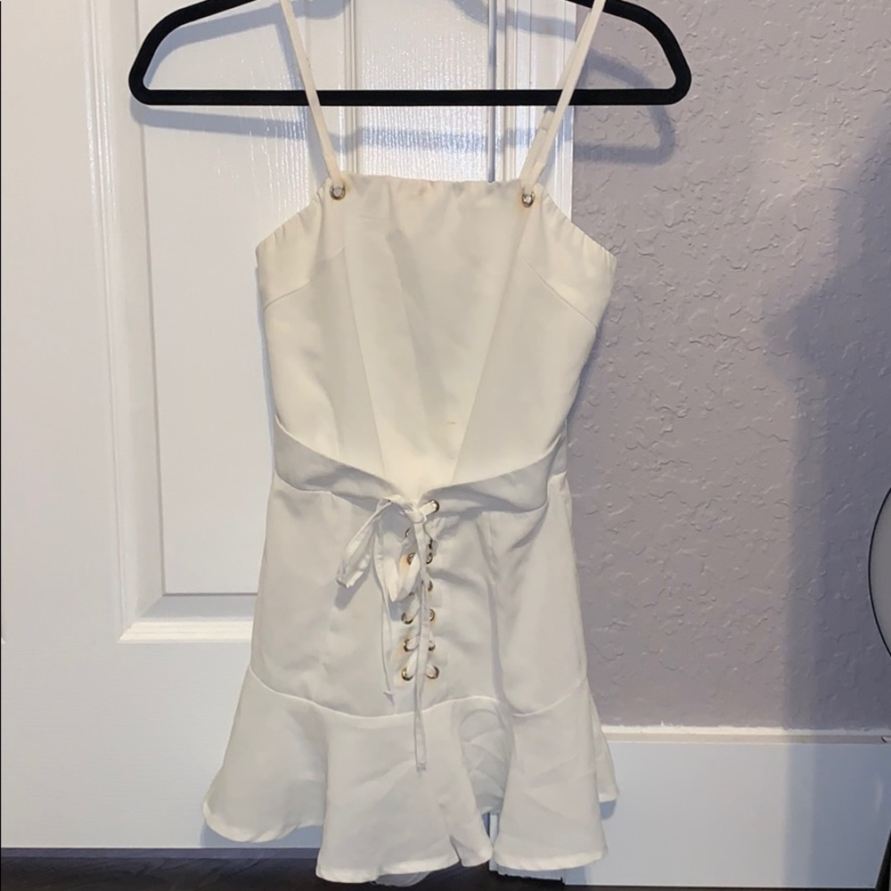 LF SEEK THE LABEL White Corset Lace Up Romper XS
